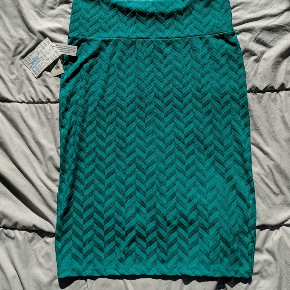 NWT XL lularoe Cassie Emerald Green
